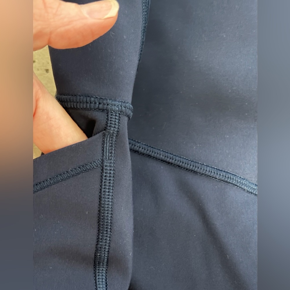 Lululemon Navy All the Right Places Crop Leggings 23” Size 8 - Picture 6 of 7